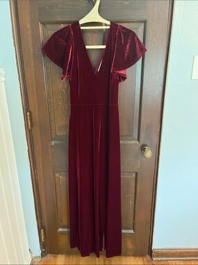 Elegant Deep Wine Velvet Maxi Dress with Flutter Sleeves